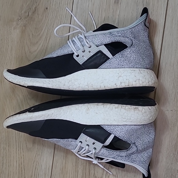 Y3 Boost Light Running Shoes Size 8.5 - Picture 5 of 12